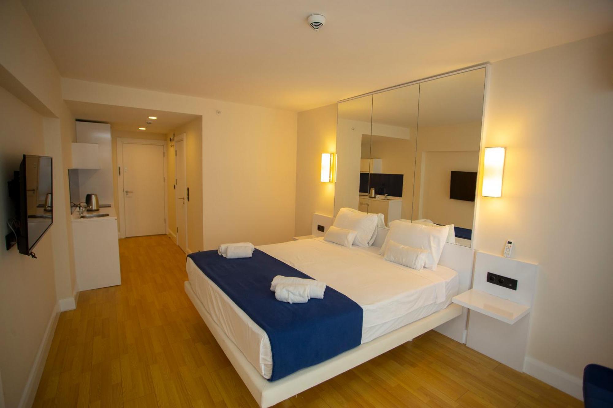 Luxsor & Gorgeous Sea Vlews Appartement Batoemi Buitenkant foto