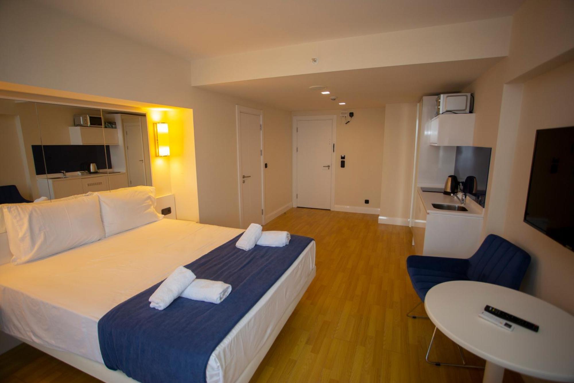 Luxsor & Gorgeous Sea Vlews Appartement Batoemi Buitenkant foto
