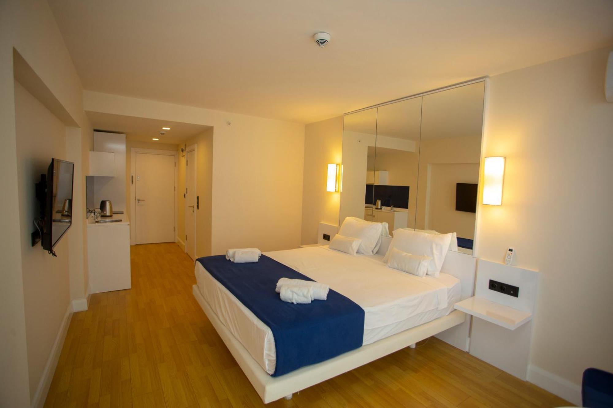 Luxsor & Gorgeous Sea Vlews Appartement Batoemi Buitenkant foto
