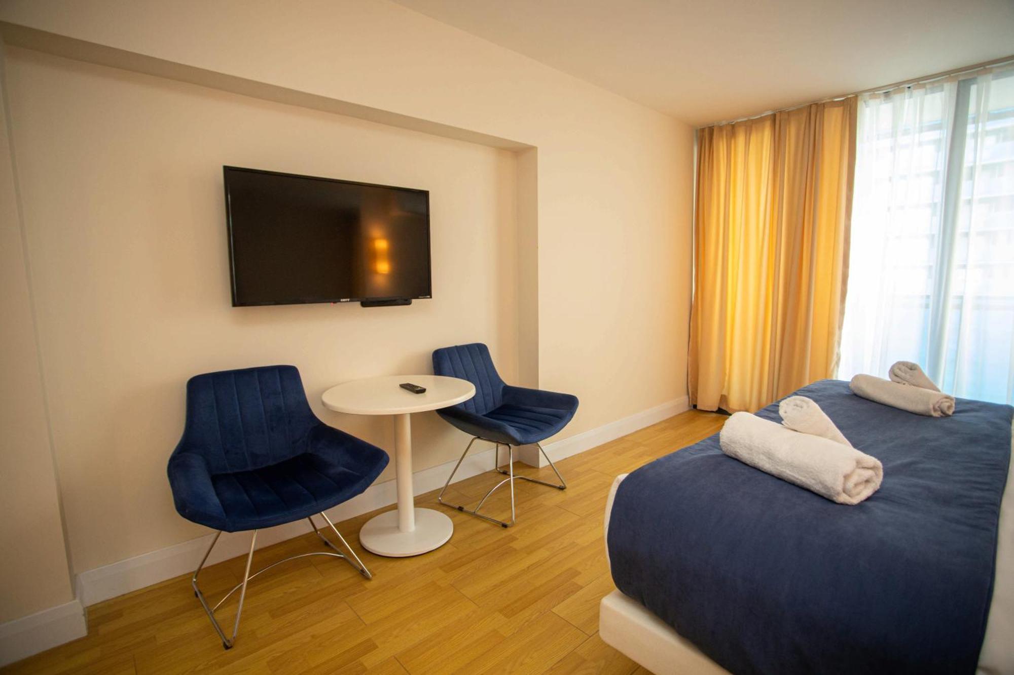 Luxsor & Gorgeous Sea Vlews Appartement Batoemi Buitenkant foto