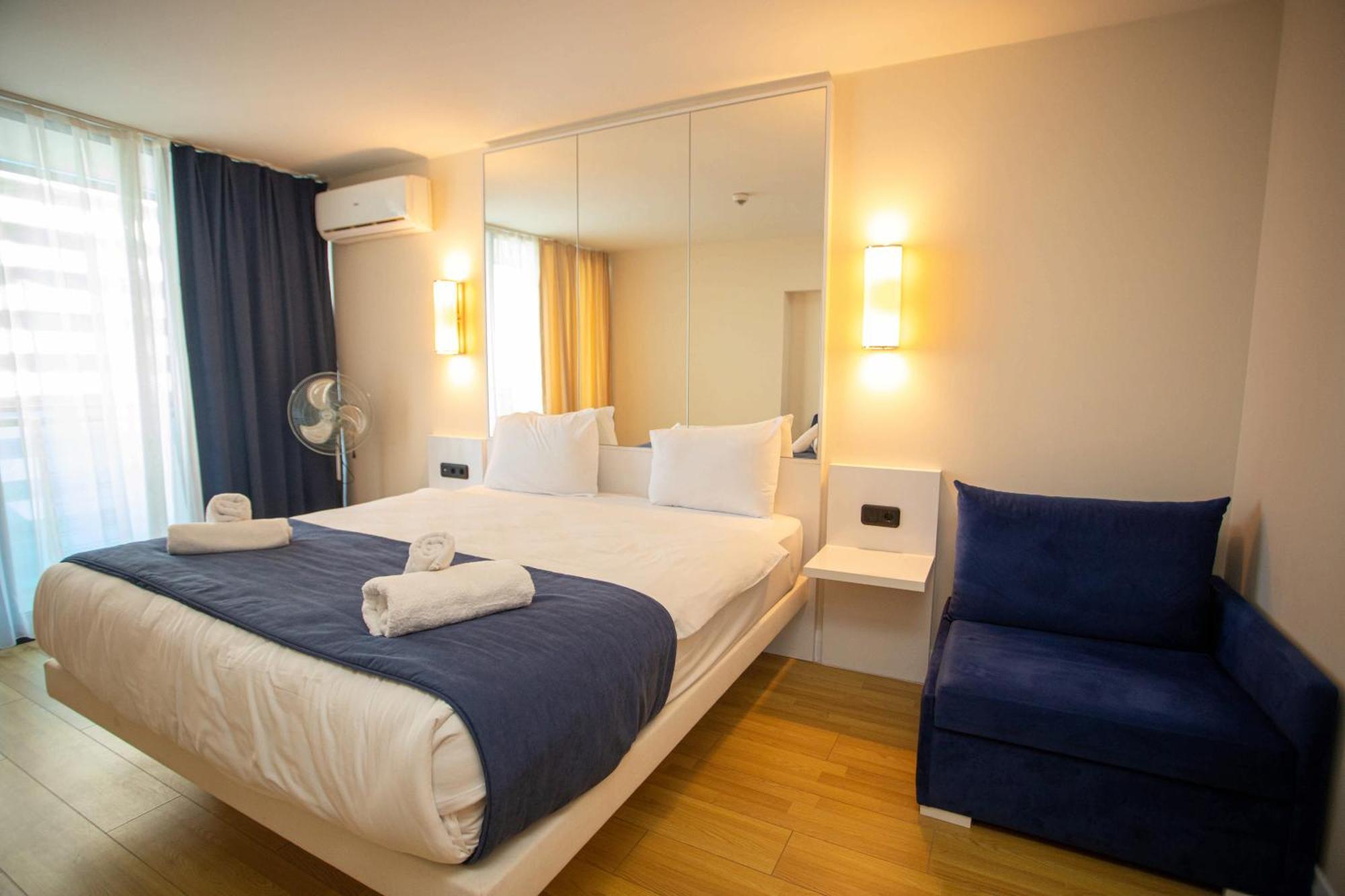 Luxsor & Gorgeous Sea Vlews Appartement Batoemi Buitenkant foto